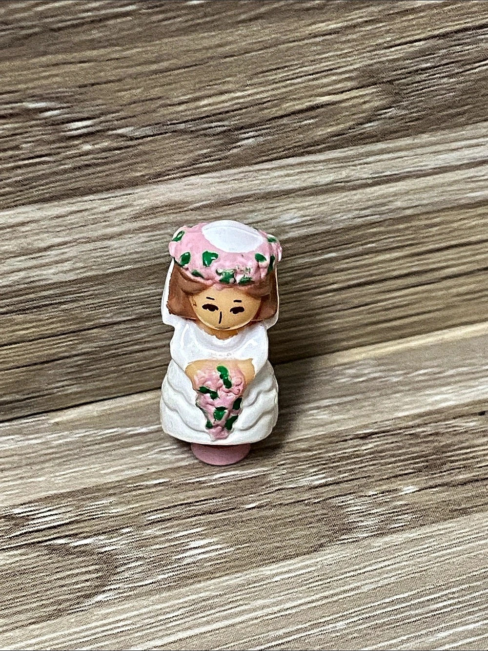 Polly pocket mini figure bride polly pink rose crown white wedding dress